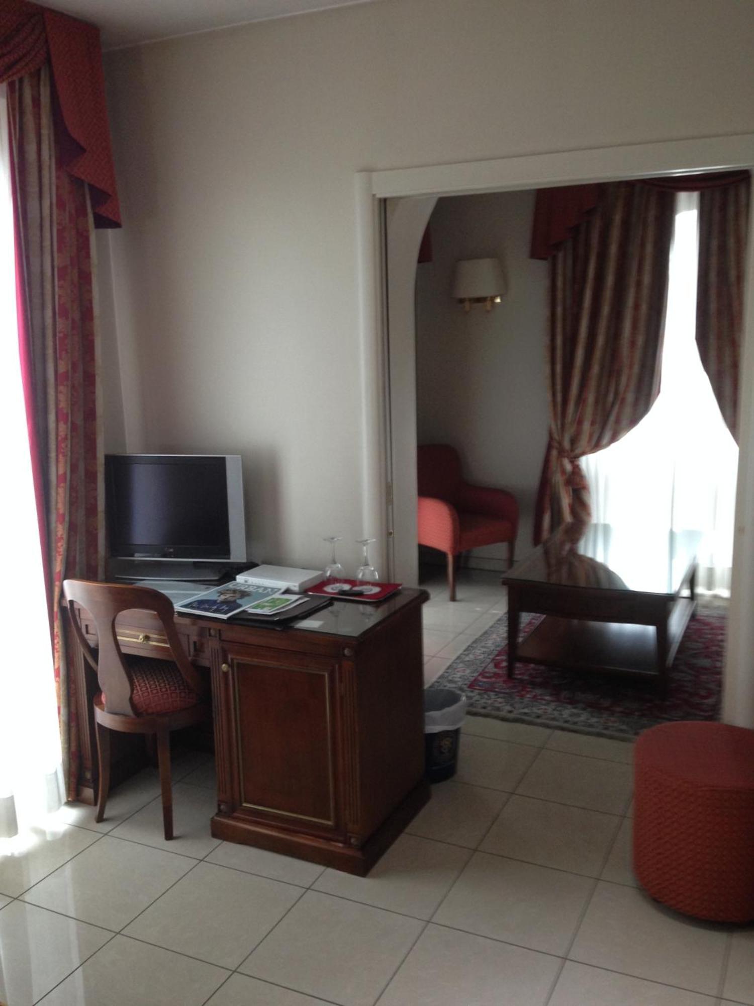 Hotel Villa Savoia Турин Номер фото