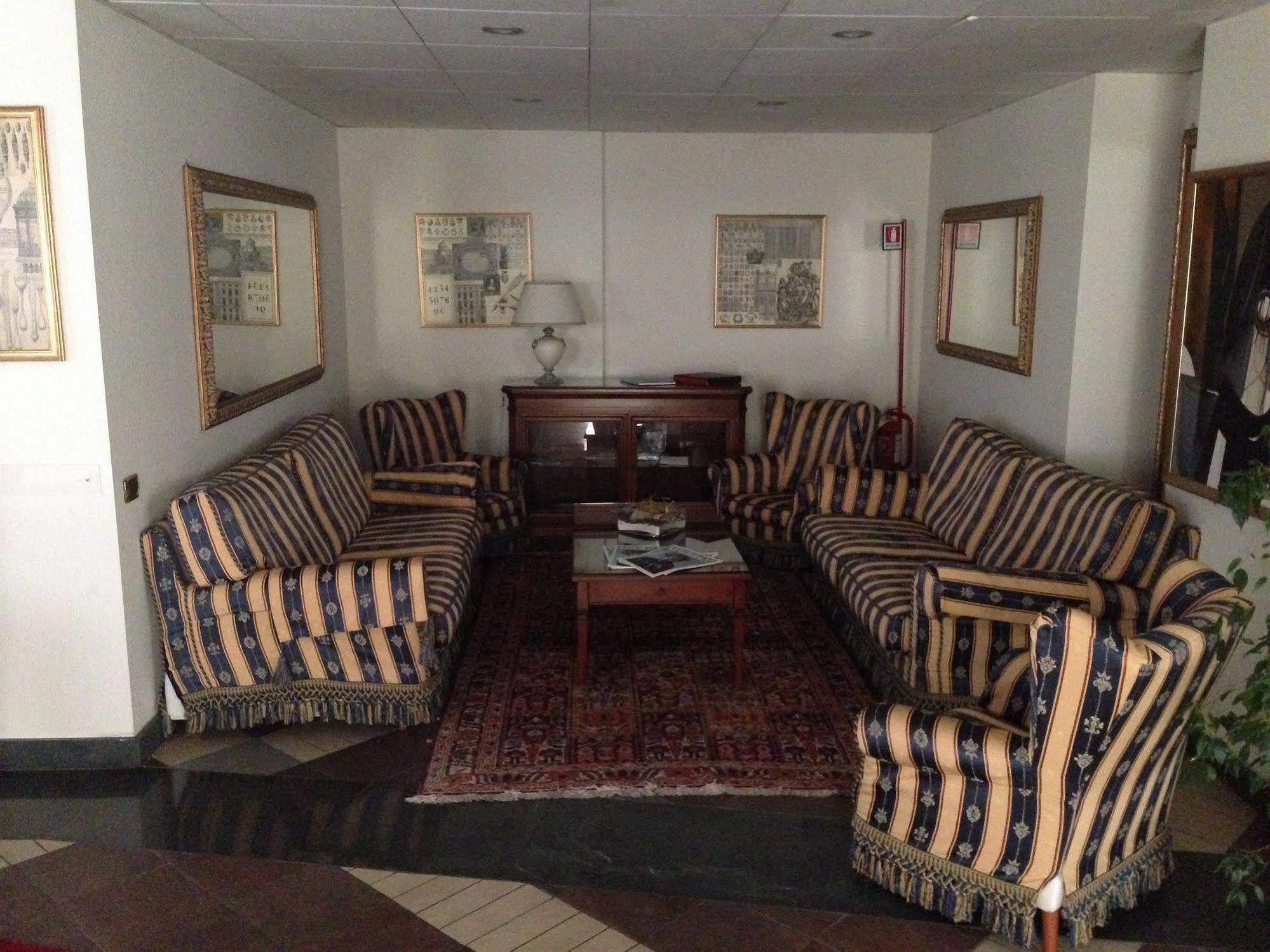 Hotel Villa Savoia Турин Екстер'єр фото